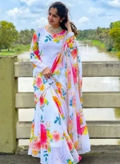 Voguish Georgette Kurti with Dupatta