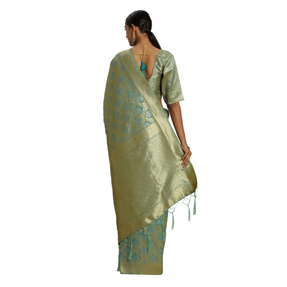 Trendy Banarasi silk Saree with Blouse piece