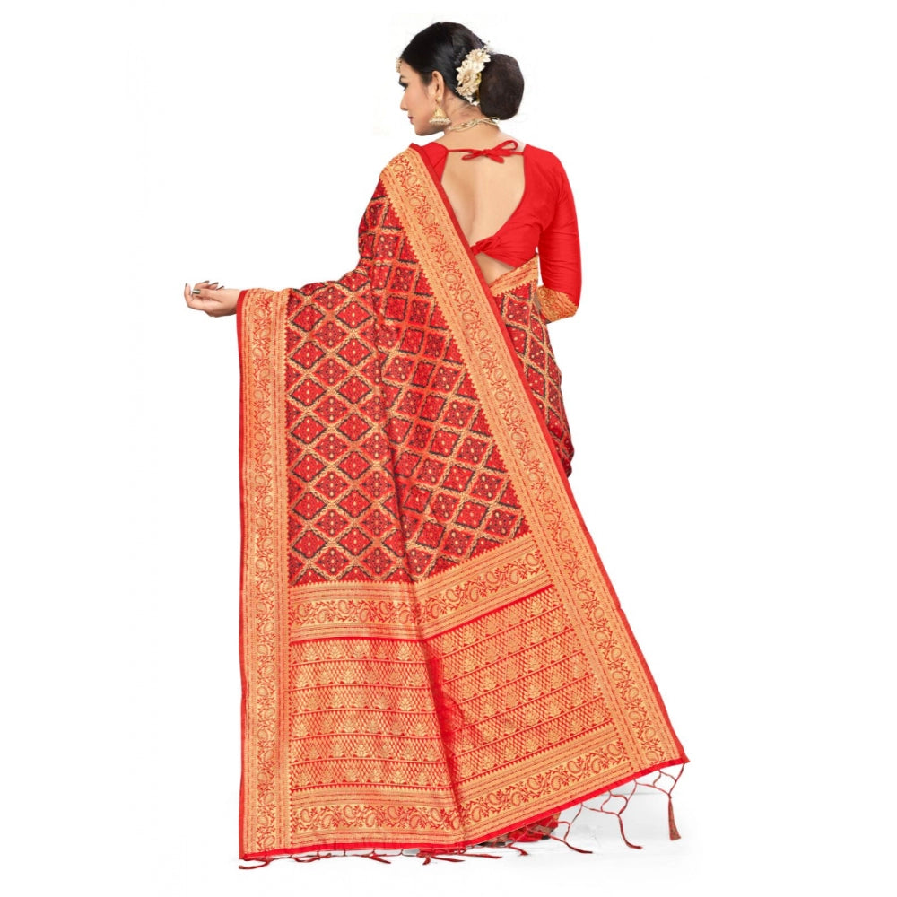 Trendy Banarasi silk Saree with Blouse piece