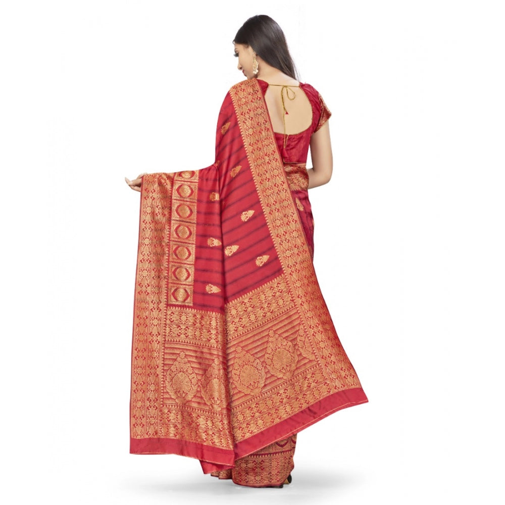 Alluring Banarasi Silk Saree With Blouse piece