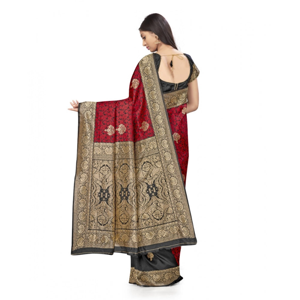 Alluring Banarasi Silk Saree With Blouse piece