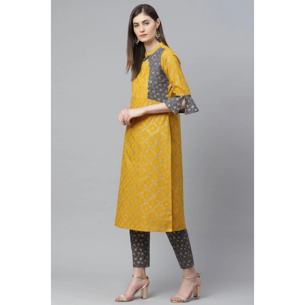 Ravishing Bell Sleeves Geomatrical Printed Cotton Kurta Set