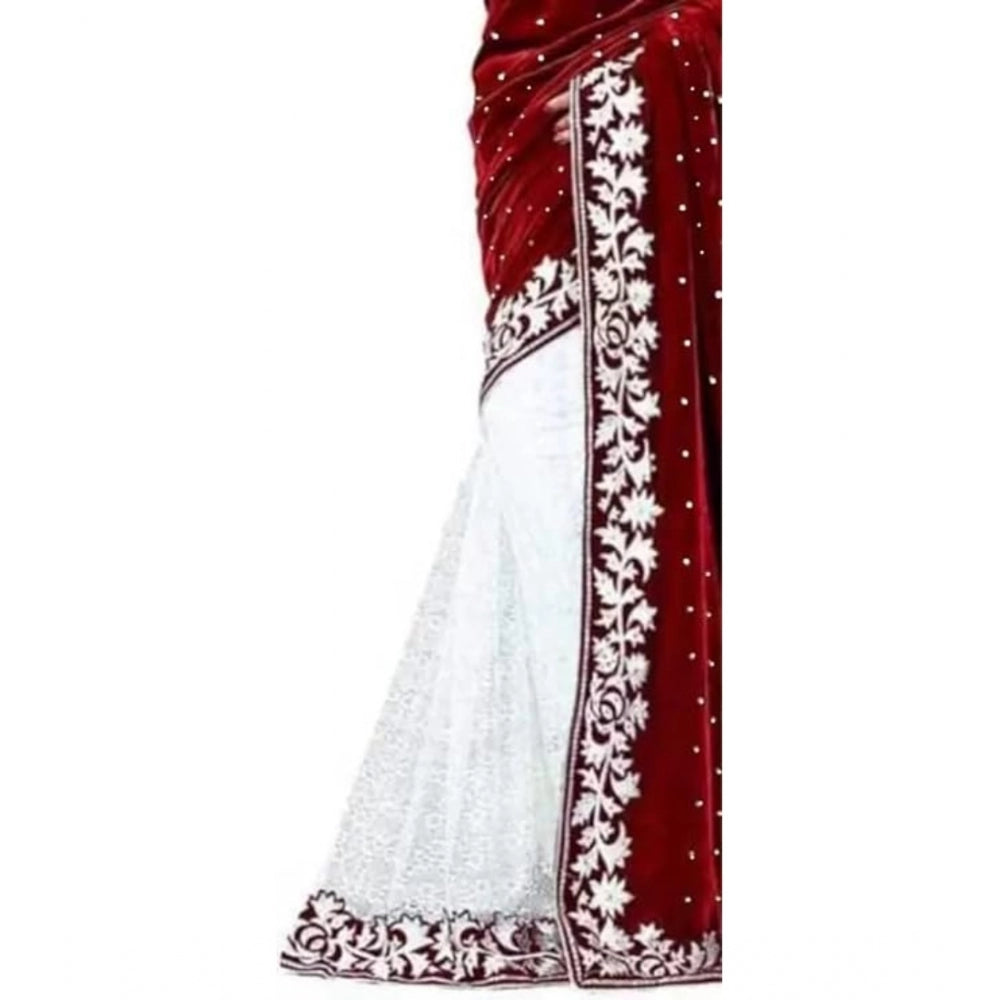 Voguish Velvet Embroidered Saree With Blouse Piece