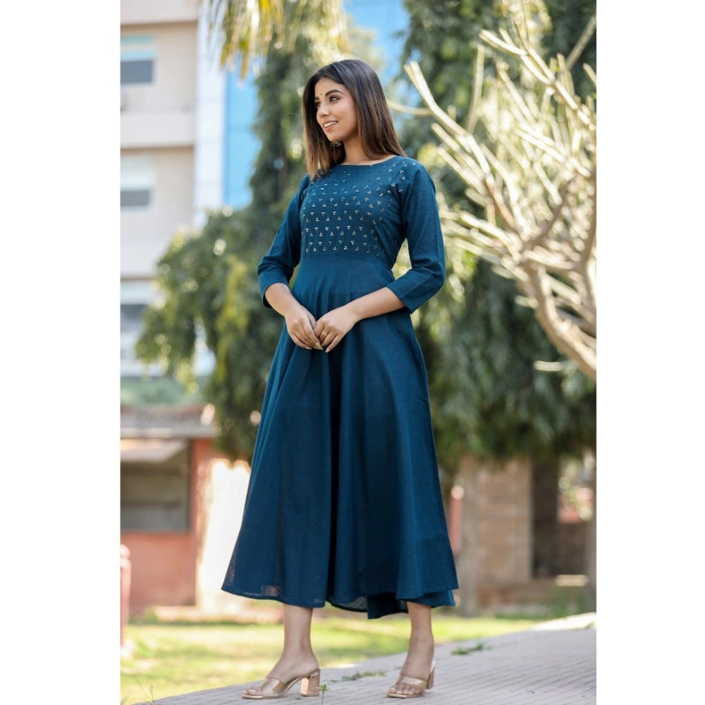 Fabulous Cotton Solid Round Neck Kurti