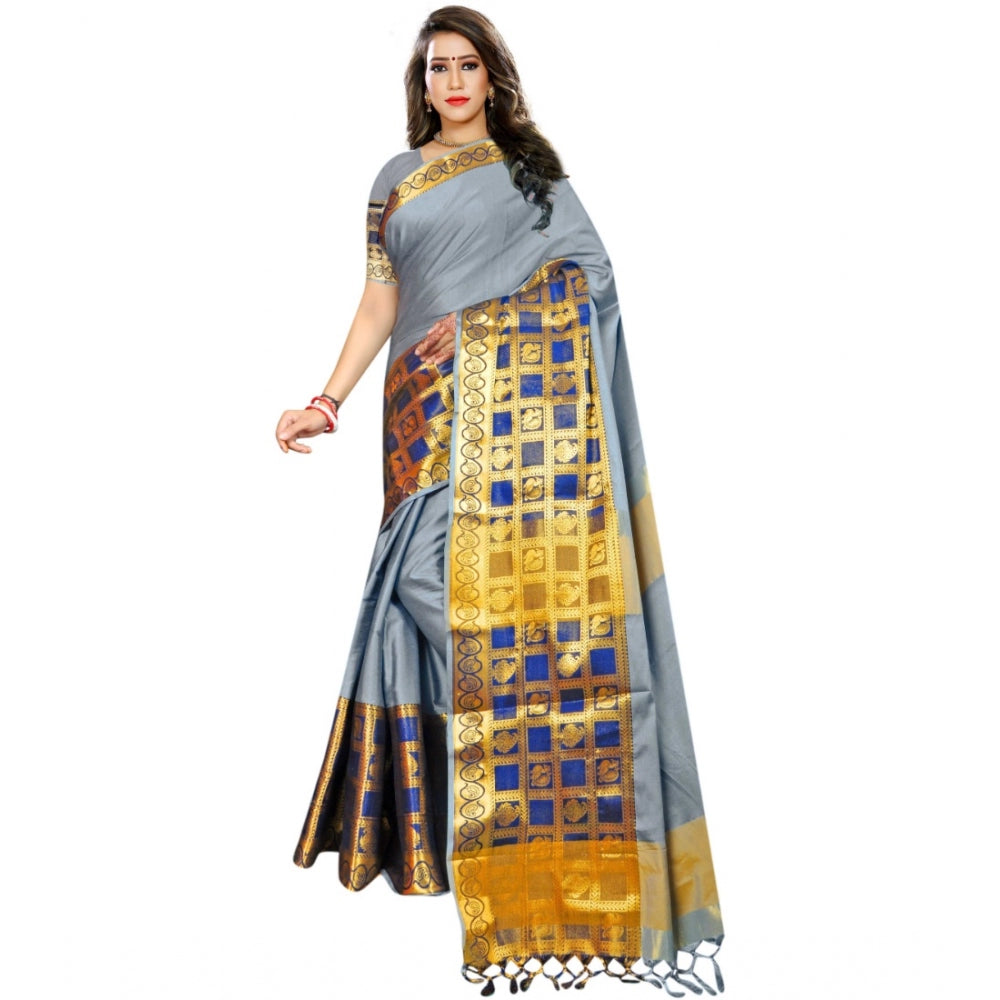 Glorious Jacquard Woven Saree With Blouse Piece