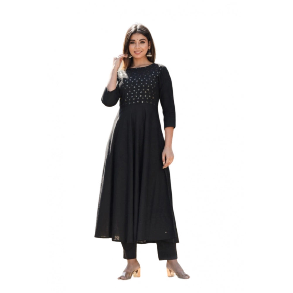 Fabulous Cotton Solid Round Neck Kurti