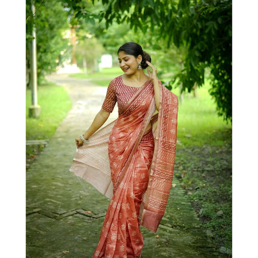 Beautiful Women's Cotton Printed Saree With Unstitched Blouse