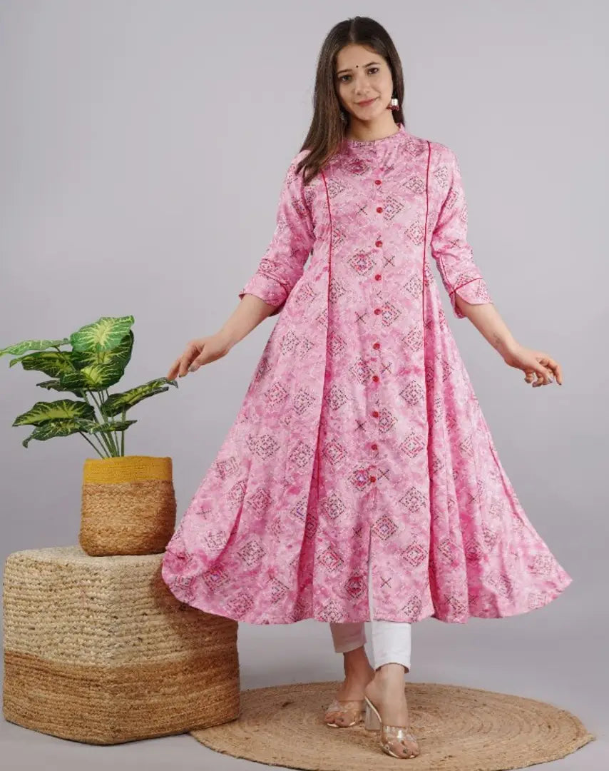 Groovy Rayon Anarkali Kurti