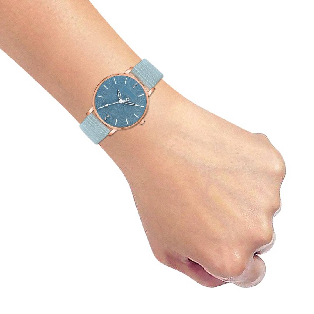 Adorable Leather Women's Analog Watch